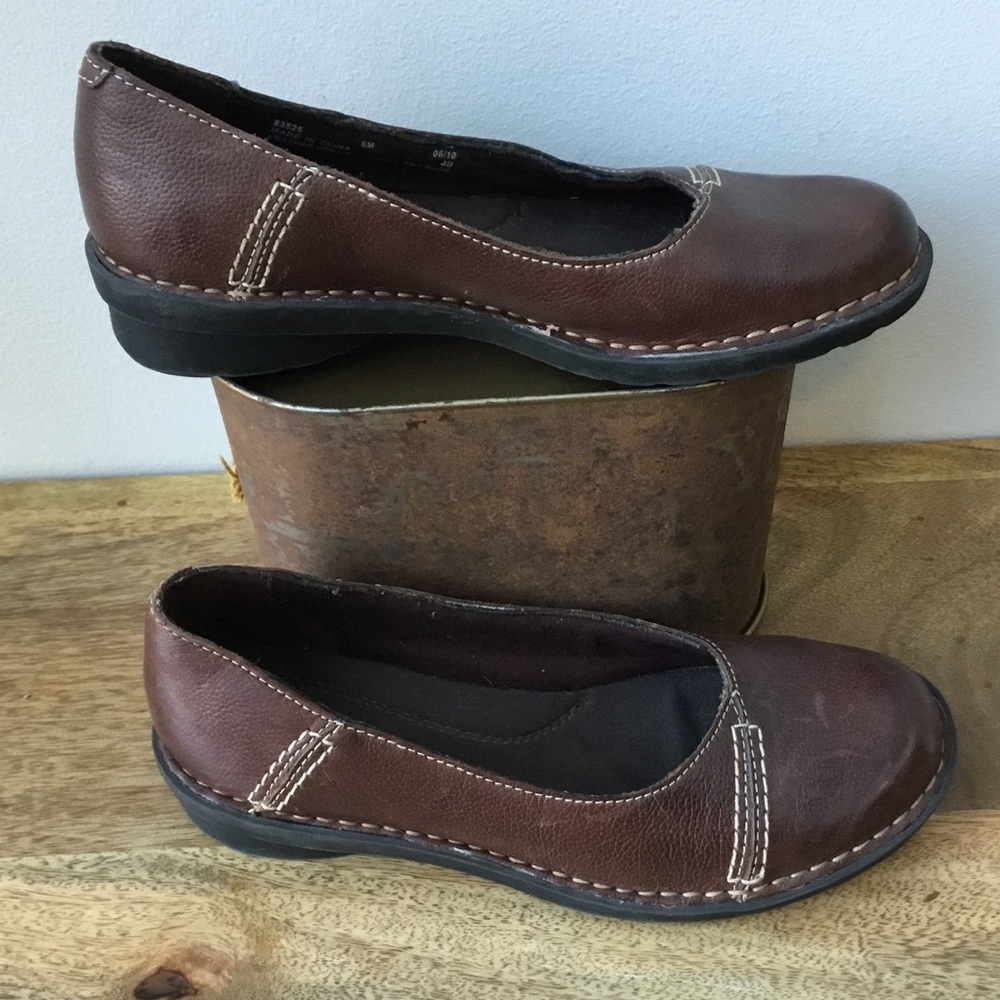 Clark's brown leather Ballet flats